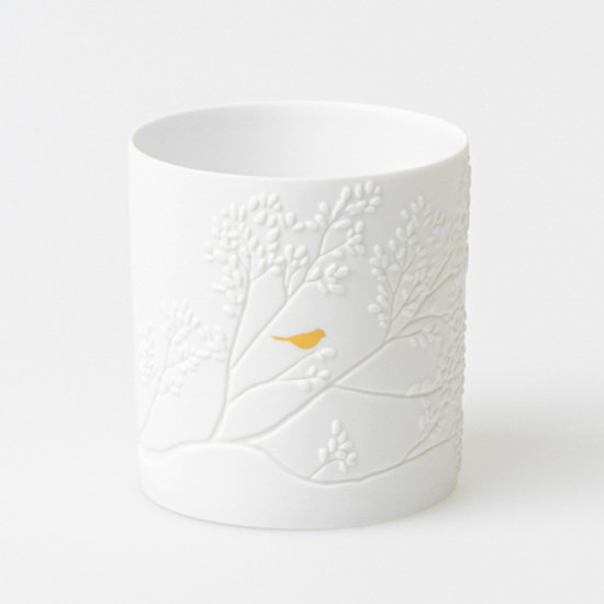 Porcelain light golden bird D:6,5cm H:7cm