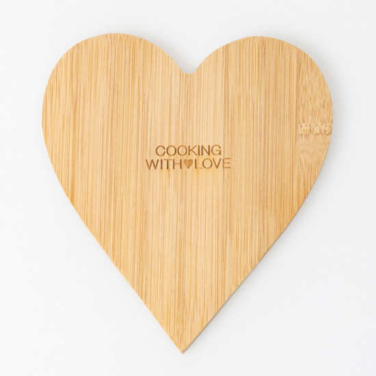heart cutting board Cooking with love 18x20x1,2cm